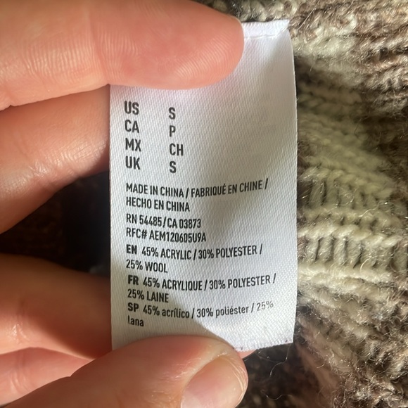 American eagle oversized wool blend fall Aztec crew neck pullover sweater size S - Picture 6 of 6